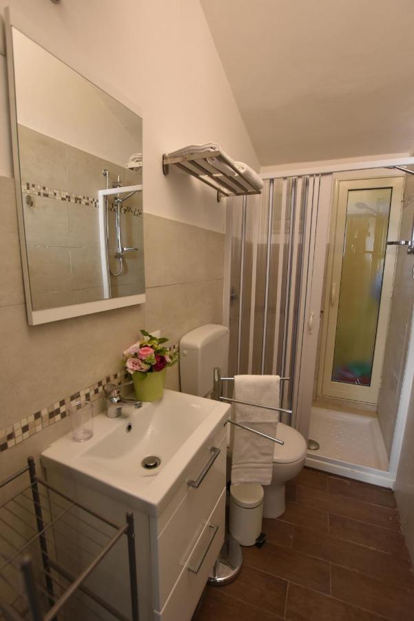Sicilia Bedda House Bed & Breakfast Scicli Ngoại thất bức ảnh