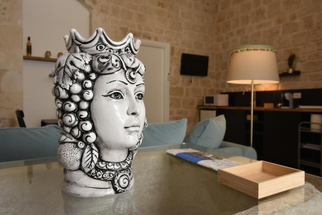 Sicilia Bedda House Bed & Breakfast Scicli Ngoại thất bức ảnh